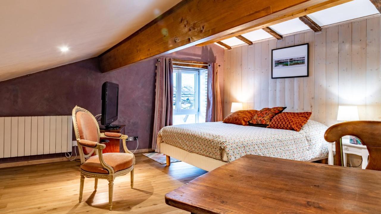 La Maison De Yuka Plieux Luaran gambar